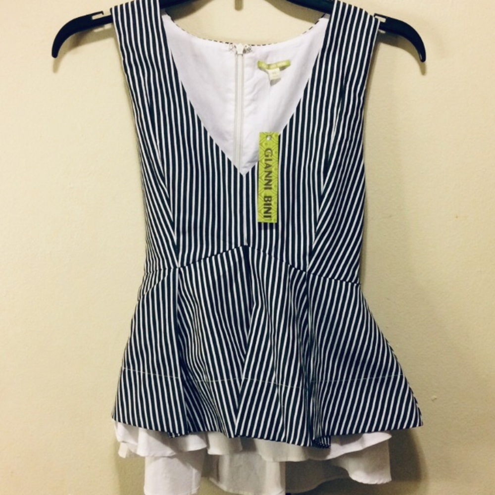 🎉HP🎉 Gianni Bini Black/White Striped Blouse XS